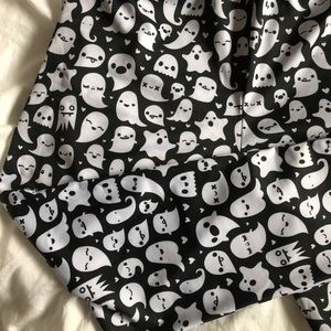 Em and Sprout Ghost 👻 custom leggings.